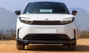 Toyota Urban Cruiser EBELLA