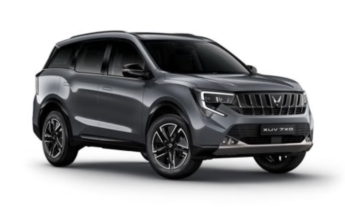 Mahindra XUV 7XO