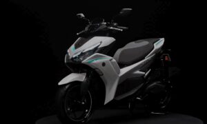 Yamaha Aerox-E