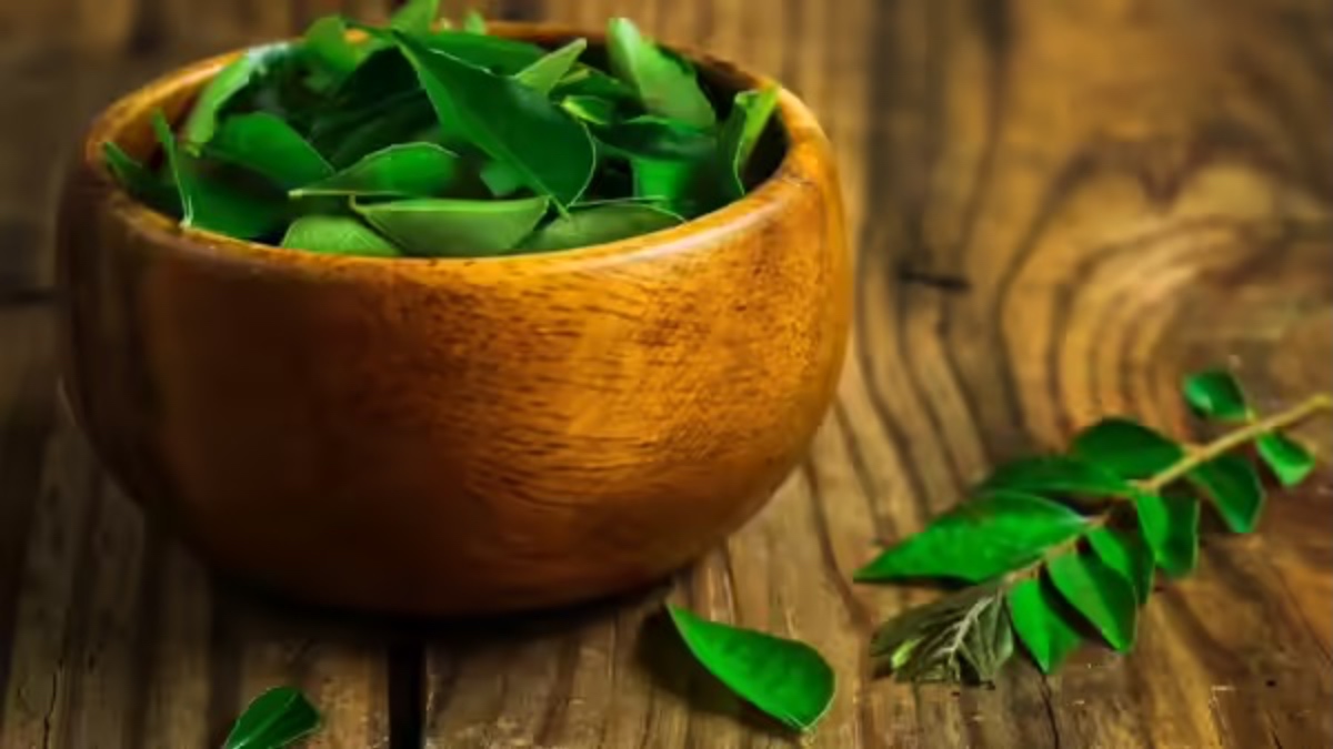 Curry Leaves Uses At Home