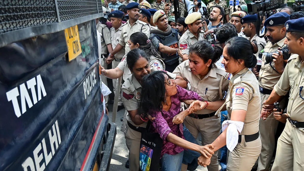 Delhi Protest News